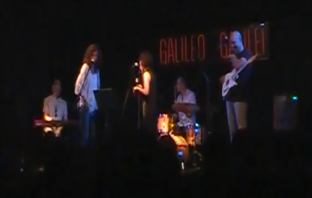 Carmen París con maríaconfussion